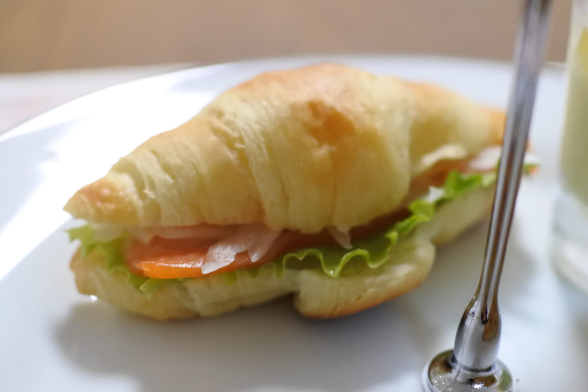 mini-croissant-sandwich