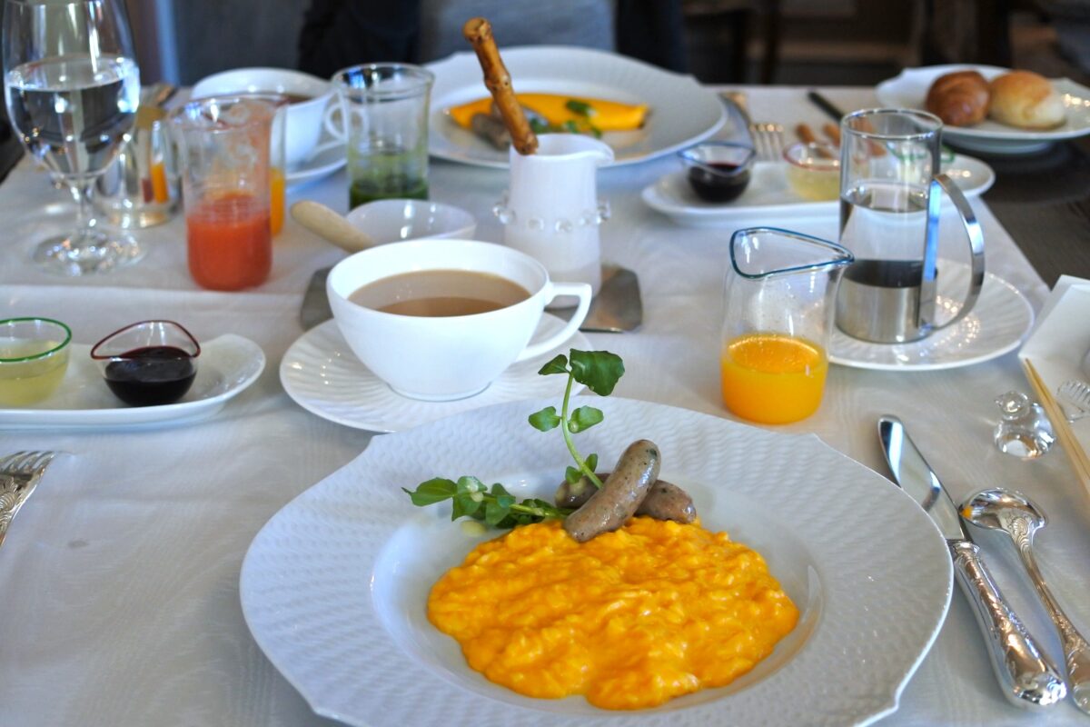 ☆豪華すぎるシャンデリア☆ 他とは2味違います！ （ホテル長楽館  